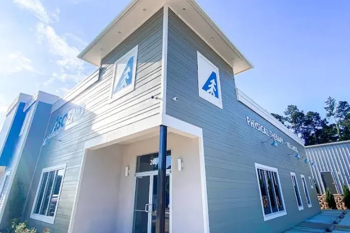 The front entrance of the Ascend Physical Therapy and Wellness building in Longview